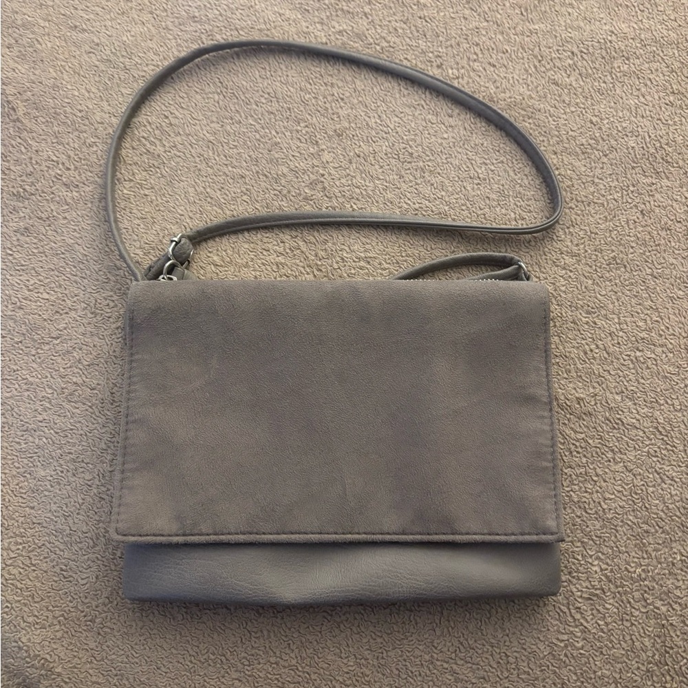 NWOT H&M SMALL CROSSBODY IN TAUPE